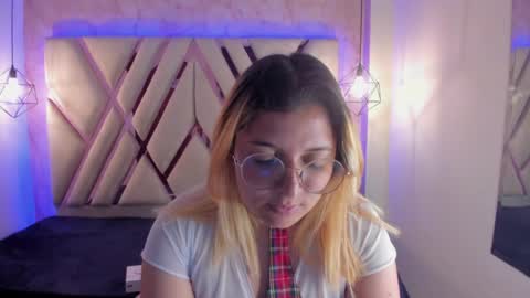 Snapshot of amalia_rosse_ chatting on January 10, 2:57 am Amalia Im Back See you soon this January 7 at 10 pm Colombia time online show from January 10, 2:57 am