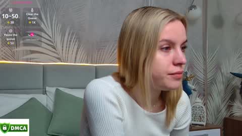 Amalia online show from January 14, 1:17 pm