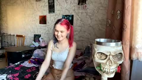 Amaliajess online show from April 29, 1:59 pm