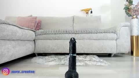 Amalia Nilsson  online show from July 31, 11:53 am