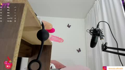 Snapshot of amalix23 chatting on April 18, 11:05 pm Amalia Ig online show from April 18, 11:05 pm