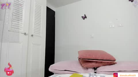 Snapshot of amalix23 chatting on May 6, 1:57 am Amalia Ig online show from May 6, 1:57 am