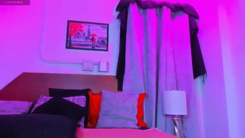 amanda29_ online show from June 19, 7:06 pm