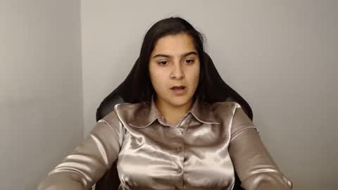 Snapshot of amanda5star chatting on December 4, 1:03 am The queen of the biceps online show from December 4, 1:03 am