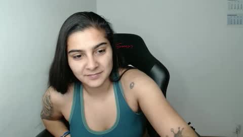 Snapshot of amanda5star chatting on November 24, 5:12 pm The queen of the biceps online show from November 24, 5:12 pm