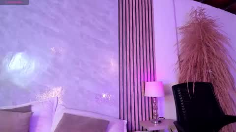 Luisa online show from December 16, 1:54 am