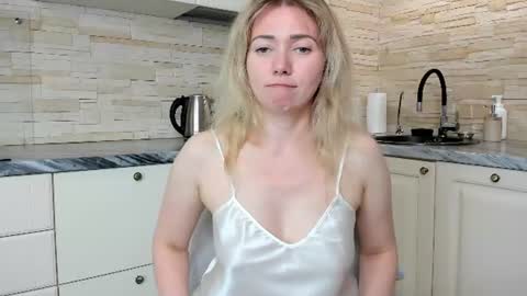 Snapshot of amanda___grey chatting on June 21, 6:21 pm Amanda insta amanda grey online show from June 21, 6:21 pm