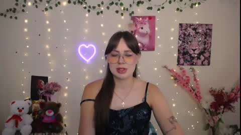 amanda_bright_ online show from July 4, 7:03 am