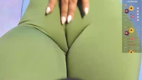 Snapshot of amanda_marcuzzi chatting on November 5, 11:54 am Amanda Marcuzzi online show from November 5, 11:54 am