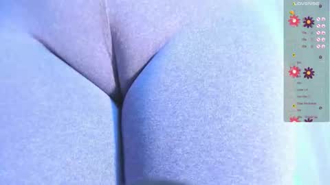 Snapshot of amanda_marcuzzi chatting on November 6, 11:33 am Amanda Marcuzzi online show from November 6, 11:33 am