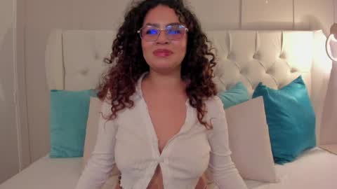Amanda Rios online show from May 4, 9:55 pm