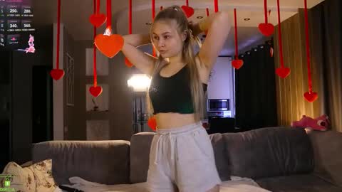     online show from February 15, 4:31 am