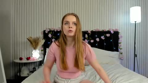 Snapshot of amanda_stele chatting on October 15, 2:55 am Amanda online show from October 15, 2:55 am