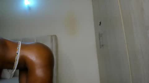 Snapshot of amanda_tint chatting on October 31, 7:26 pm Amanda tint online show from October 31, 7:26 pm