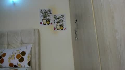 Snapshot of amanda_tint chatting on January 8, 7:10 am Amanda tint online show from January 8, 7:10 am