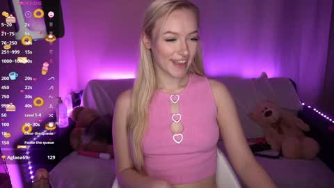 Amanda online show from December 22, 4:17 pm