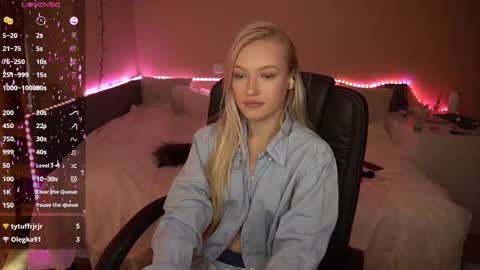 Amanda online show from September 28, 1:27 pm