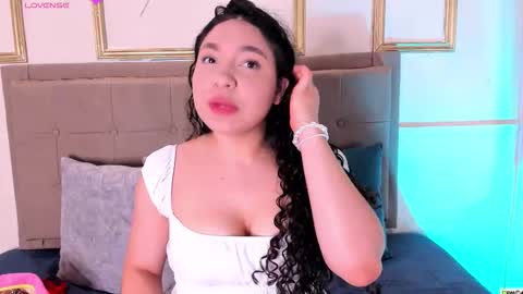 amandalee26 online show from March 29, 8:53 pm