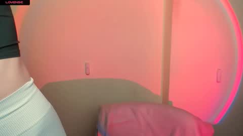 Snapshot of amandasentin chatting on November 22, 8:02 am Amanda online show from November 22, 8:02 am