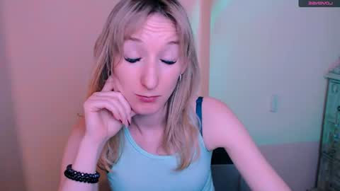 Amanda online show from June 18, 9:14 am