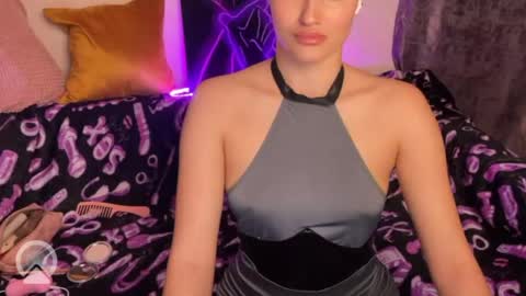 Snapshot of amandastrongj chatting on June 5, 2:29 am Amanda online show from June 5, 2:29 am