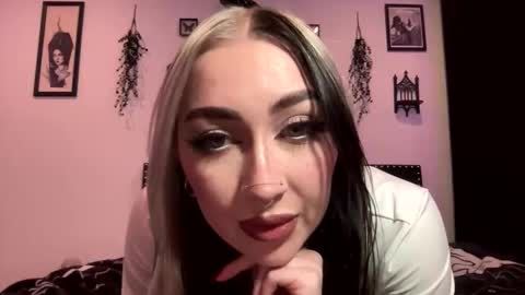 AmandaVamp online show from December 4, 3:49 am