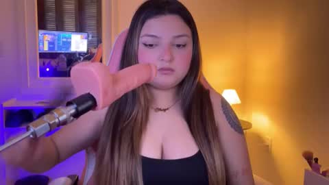 Amandha online show from September 18, 5:15 pm