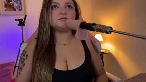 Amandha online show from February 25, 3:10 pm