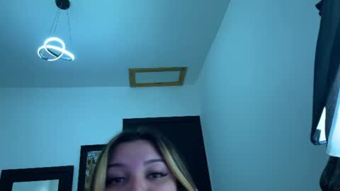 Snapshot of amandhaaa chatting on June 23, 12:03 pm Amandha online show from June 23, 12:03 pm