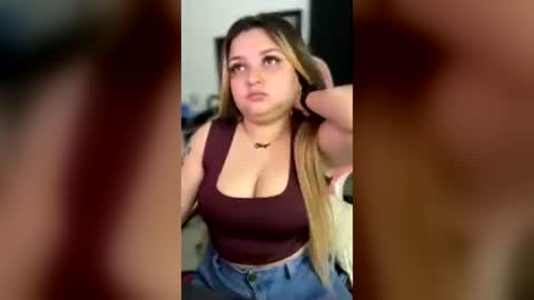 Snapshot of amandhaaa chatting on July 20, 2:19 pm Amandha online show from July 20, 2:19 pm