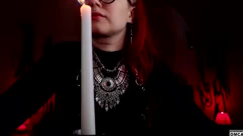 Snapshot of amanita__pantherina chatting on September 19, 11:33 am Goddess Amanita online show from September 19, 11:33 am
