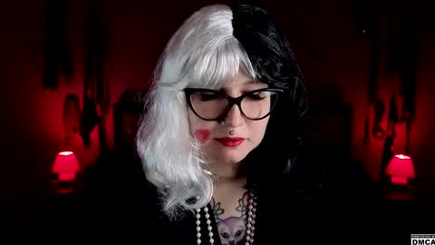 Snapshot of amanita__pantherina chatting on November 1, 3:58 pm Goddess Amanita online show from November 1, 3:58 pm