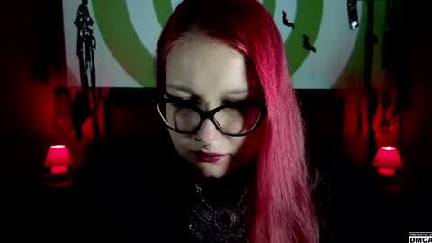 Snapshot of amanita__pantherina chatting on April 15, 10:33 am Goddess Amanita online show from April 15, 10:33 am
