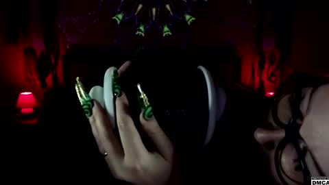 Snapshot of amanita__pantherina chatting on April 27, 12:47 pm Goddess Amanita online show from April 27, 12:47 pm