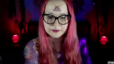 Snapshot of amanita__pantherina chatting on April 29, 12:20 pm Goddess Amanita online show from April 29, 12:20 pm