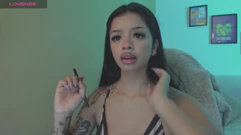 Snapshot of amapola_666 chatting on January 13, 12:24 pm Ama online show from January 13, 12:24 pm