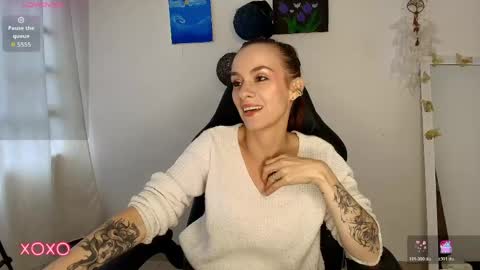 Amara Fey online show from April 23, 9:50 pm