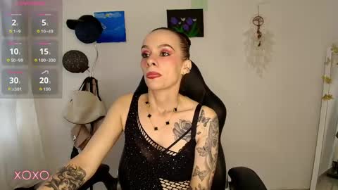 Amara Fey online show from April 28, 10:15 pm