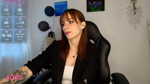 Amara Fey online show from May 6, 10:04 pm