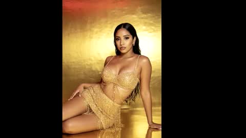 Snapshot of amara_lux chatting on December 3, 11:25 pm Amara Lux online show from December 3, 11:25 pm