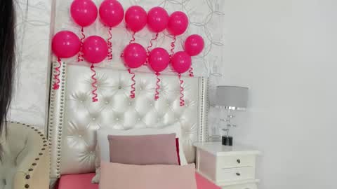 amara_rousse online show from November 9, 11:52 am