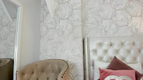 amara_rousse online show from February 26, 11:20 am