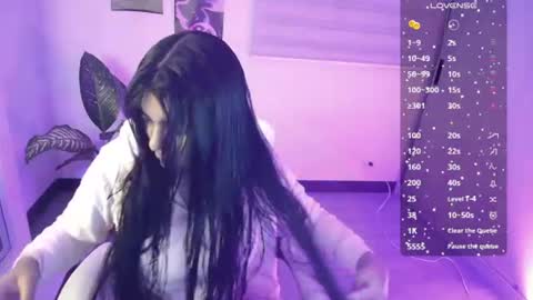 Snapshot of amara_silk chatting on July 8, 12:15 am amara_silk online show from July 8, 12:15 am