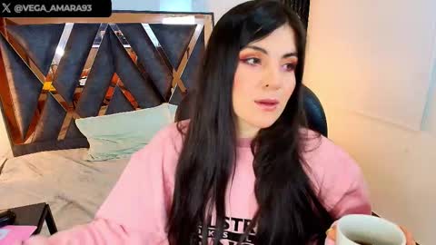 Snapshot of amara_vega chatting on November 22, 7:07 am Amara Vega online show from November 22, 7:07 am