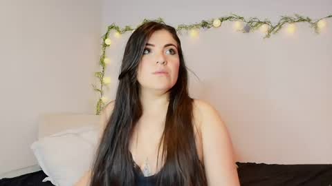 Snapshot of amara_vega chatting on May 30, 11:18 am Amara Vega online show from May 30, 11:18 am