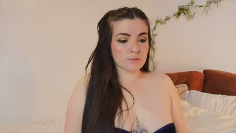 Snapshot of amara_vega chatting on July 12, 11:56 am Amara Vega online show from July 12, 11:56 am