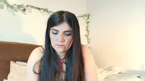 Snapshot of amara_vega chatting on July 20, 11:01 am Amara Vega online show from July 20, 11:01 am