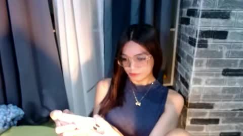 BELLA online show from February 24, 12:47 pm