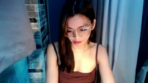 BELLA online show from May 27, 2:08 am