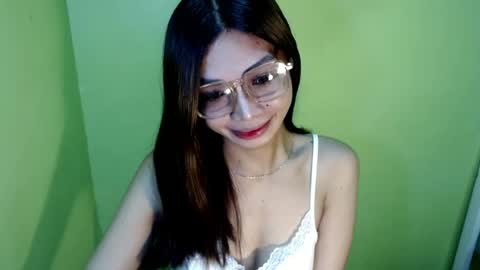 Snapshot of amarabellax chatting on July 15, 9:42 pm BELLA online show from July 15, 9:42 pm